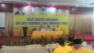 Photo of Menang Dengan Bersih di Pemilu 2019, Golkar Ajak Bacaleg Tes Urine