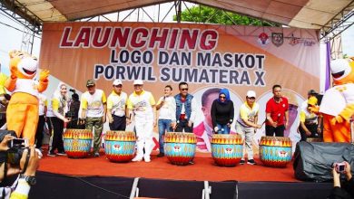 Photo of Launching Maskot PORWIL Sumatera X, Menpora Ikut Jalan Sehat