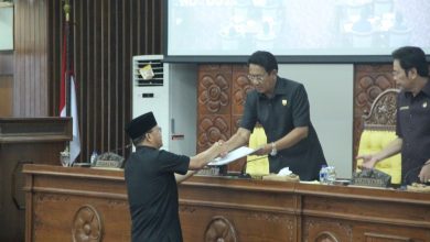 Photo of Gubernur Sampaikan Nota Pejelasan Raperda APBD-P 2019 ke DPRD