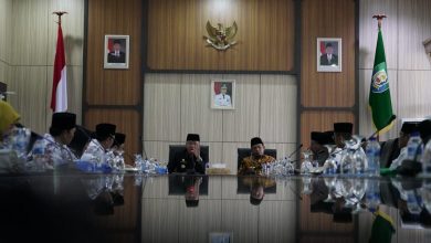 Photo of Ogah Berlarut-larut, Gubernur Rohidin Gelar Mediasi Sengketa Lahan SDN62 Kota Bengkulu