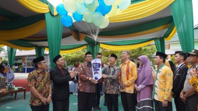Photo of Gubernur Rohidin Sebut Prestasi SMA IT Iqra Bengkulu Patut Dibanggakan
