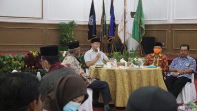 Photo of Gubernur Tegaskan, Seluruh Mahasiswa Luar di Provinsi Bengkulu Terbantukan