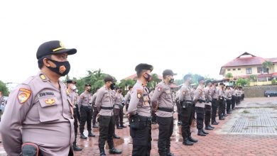 Photo of Pengamanan TPS, 180 Personil Polda Bengkulu Ditugaskan ke Seluma dan BU