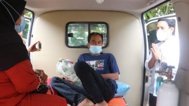 Photo of Mengidap Penyakit Kanker, Wawali Dedy Beri bantuan Pengobatan Harmaizi dan Fasilitasi Rujukan ke Padang