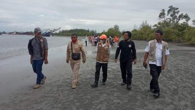 Photo of Tim Lanal, BPBD, Polairud, Basarnas dan Tagana Kerahkan Personil Lakukan Pencarian Korban Tenggelam