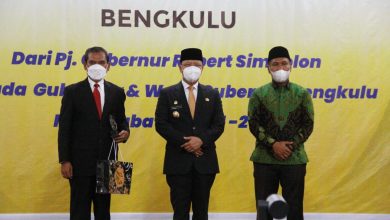 Photo of Serah Terima Jabatan dari Penjabat (Pj) Gubernur Bengkulu