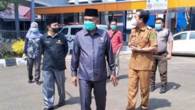 Photo of Ketua DPRD: Jangan Lengah Meski Kasus Covid 19 Terlihat Menurun