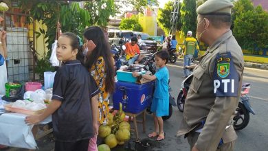 Photo of Puasa Perdana, Satpol PP Giat Patroli Pengawasan dan Pengamanan Lokasi Pasar Takjil